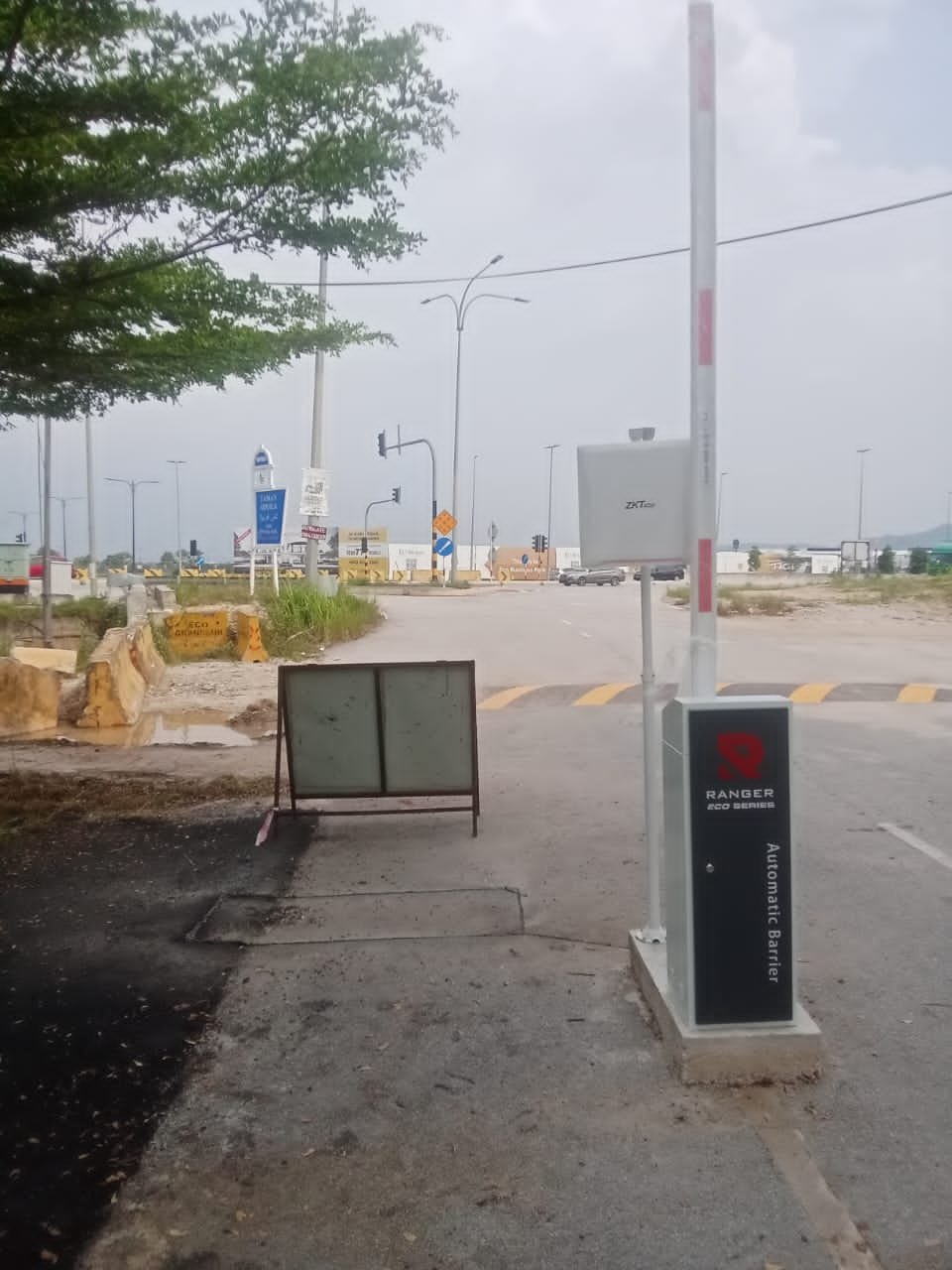 Ranger barrier gate on a township road